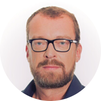Portrait of Grégory Falk, COO & CCO of ibani